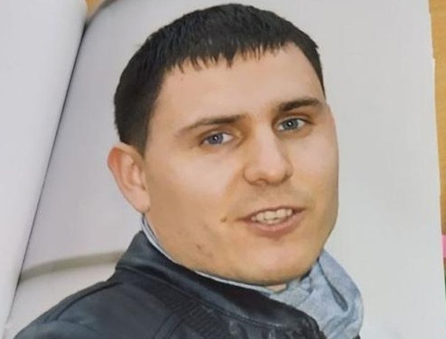 Отец близняшек задолжал 1,5 млн рублей алиментов и сбежал из Новосибирска