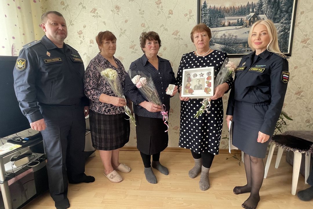 Судебный пристав нашла в новосибирском лесу очень ценную медаль ветерана ВОВ