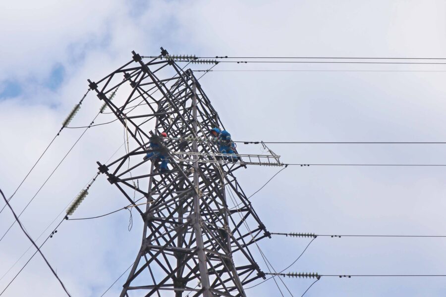 Ремонт высоковольтной ЛЭП в сетях АО «РЭС» повысит надежность электроснабжения более 90 тысяч жителей Первомайки