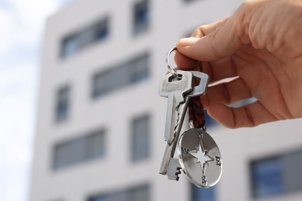 Квартиру и машину выиграли на выборах в Новосибирске