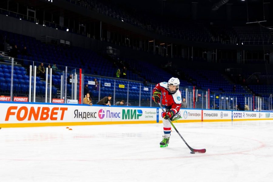 На ледовой «Арене» предложили создать филиал хоккейной школы «Сибирь»
