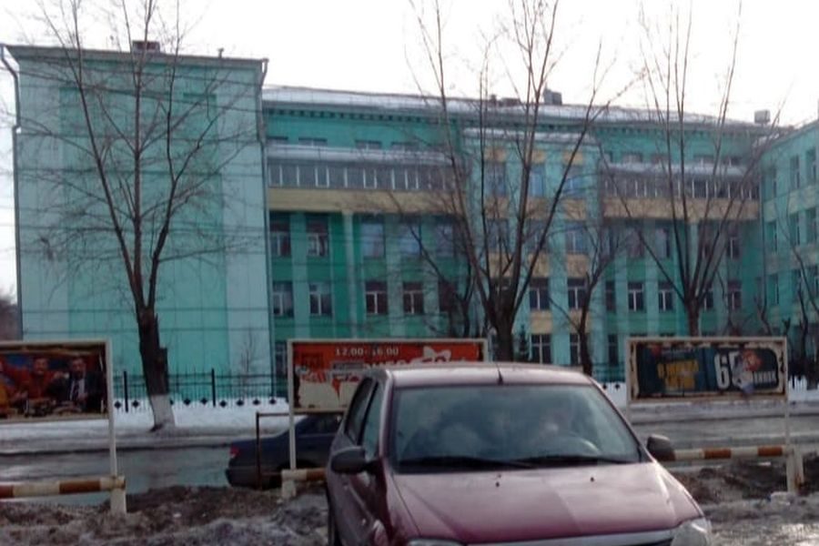 «За ними смотрят в туалете»: лицей, где велась видеослежка за школьниками, проверяет прокуратура Новосибирска