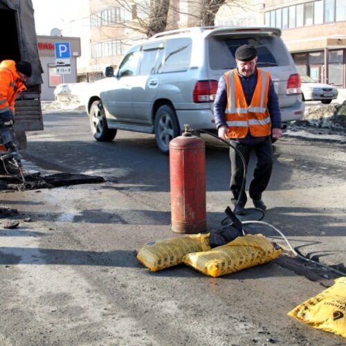 На ямочный ремонт дорог в Новосибирске потратят 152 млн рублей