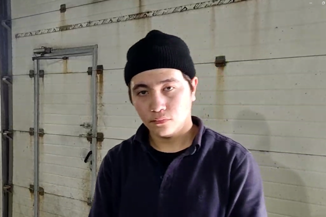 «Здесь можно нарушать законы»: общественники показали нелегальные автомойки с мигрантами в Новосибирске