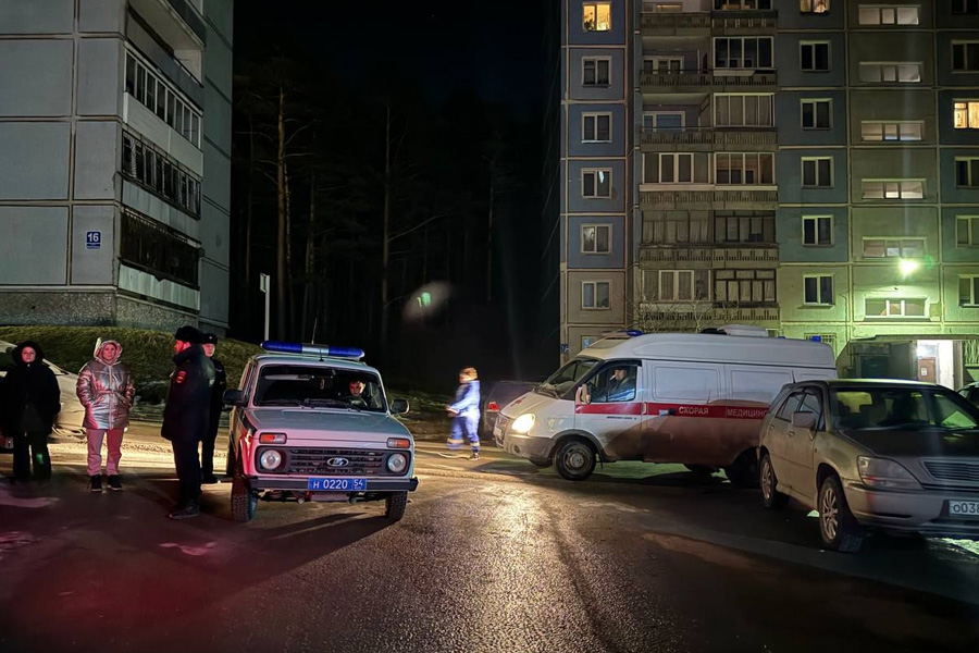 Пятеро неизвестных избили волонтера СВО в Новосибирске
