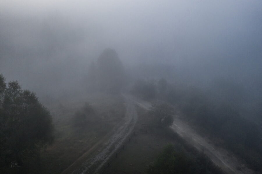 25 опасных участков дорог из-за тумана опубликовало МЧС по Новосибирской области