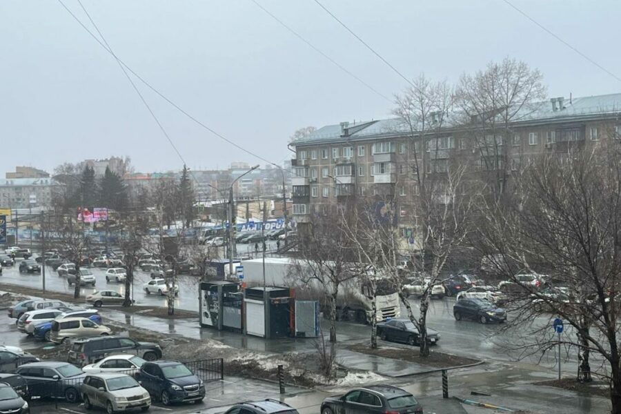 В апреле три мощные магнитные бури накроют Новосибирск