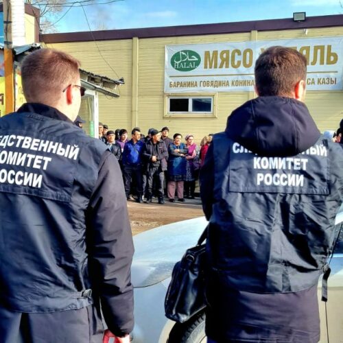 СК опечатал азиатское кафе и выдворил 5 мигрантов из Новосибирска