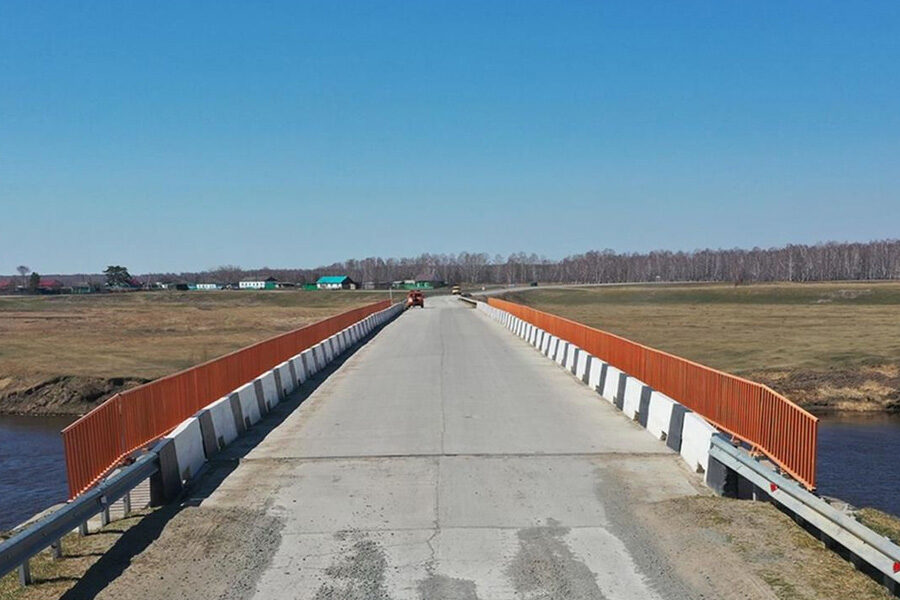 Движение транспорта ограничат на двух мостах в Новосибирской области