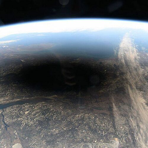 Новосибирский планетарий показал фото с большой черной дырой на месте США