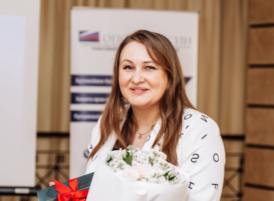 Алла Литвинова, директор HR-центра, руководитель комитета по развитию и управлению персоналом, член совета Новосибирского областного отделения «ОПОРЫ РОССИИ» 