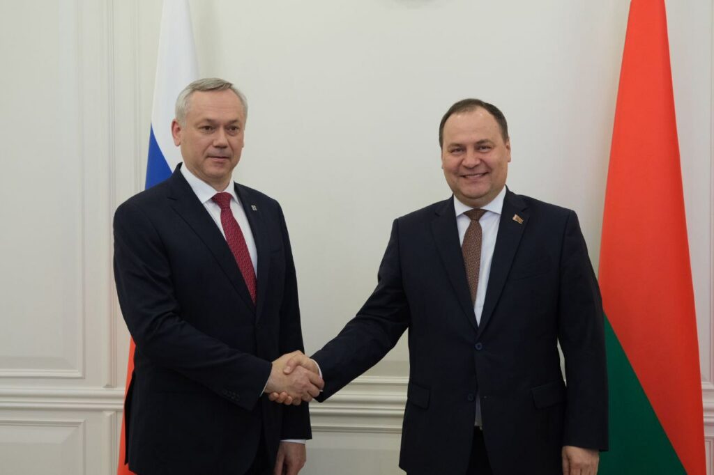 Премьер-министр Республики Беларусь Роман Головченко и губернатор Андрей Травников провели в Минске рабочую встречу