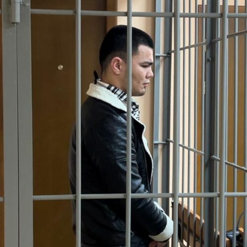 Уборщик украл у постояльца гостиницы в Новосибирске миллион рублей из-под матраса