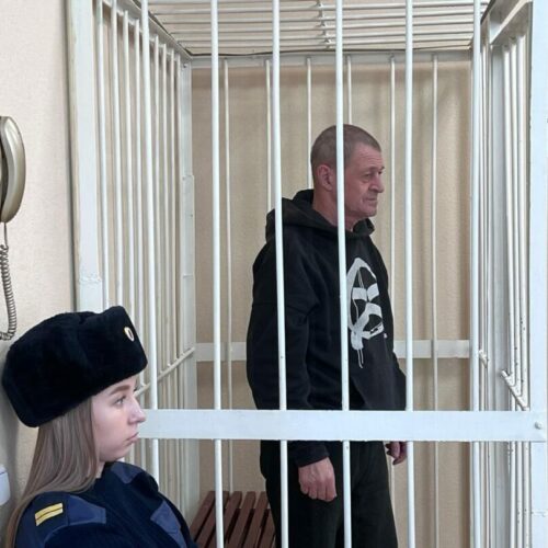 Мужчину, угрожавшего терактом на параде Победы, осудили в Новосибирске