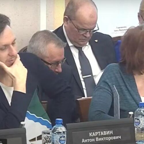 Новосибирским депутатам дали 180 дней на снятие статуса иноагента