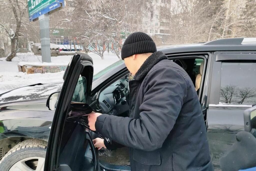 Штрафы за тонировку автомобилей хотят отменить в Новосибирской области