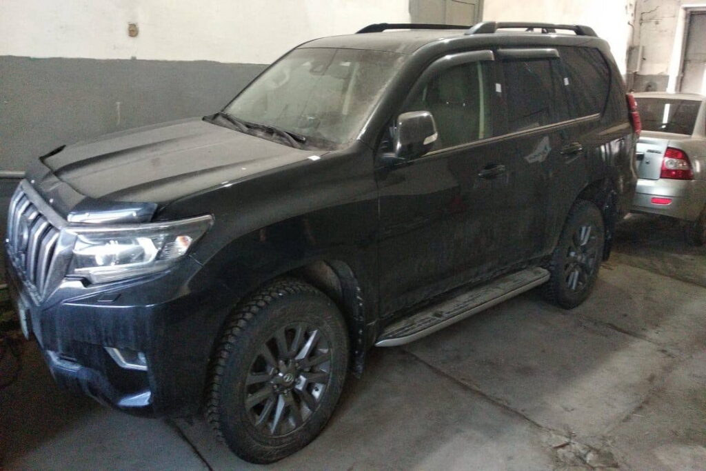 Два браконьера лишились автомобиля в Новосибирской области