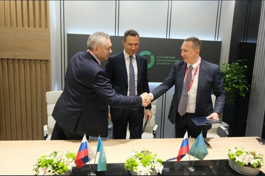 Делегация Новосибирской области начала работу на XXVII Петербургском экономическом форуме с подписания соглашения