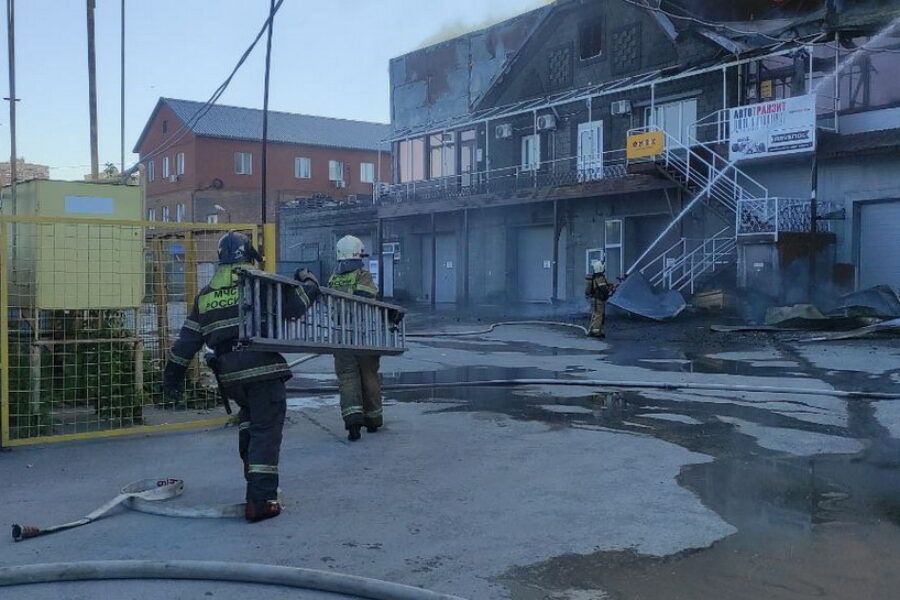 Пожарные локализовали пожар склада ГСМ в Новосибирске