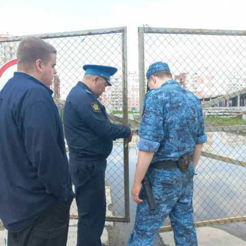 Приставы приостановили строительные работы на левом берегу Новосибирска