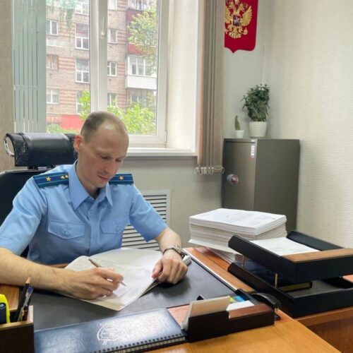 Экс-преподаватель одного из вузов обвиняется в взяточничестве в Новосибирске
