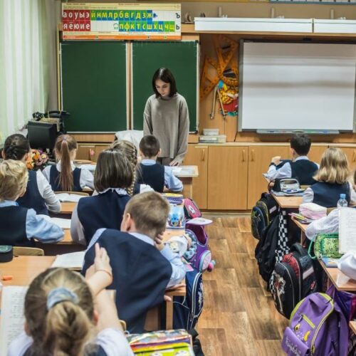 В Новосибирске обнаружили 15 школ с детьми мигрантов, не говорящими по-русски
