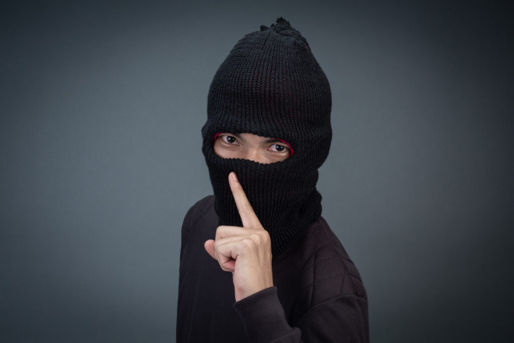 В Кузбассе строитель ограбил бригадира и поехал в аквапарк Новосибирска