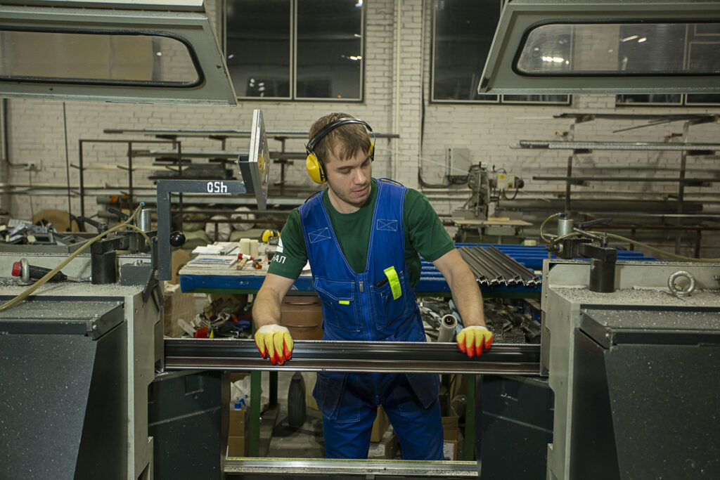 «Динал»: наставничество и внимание к сотрудникам — основа конкурентоспособности предприятия