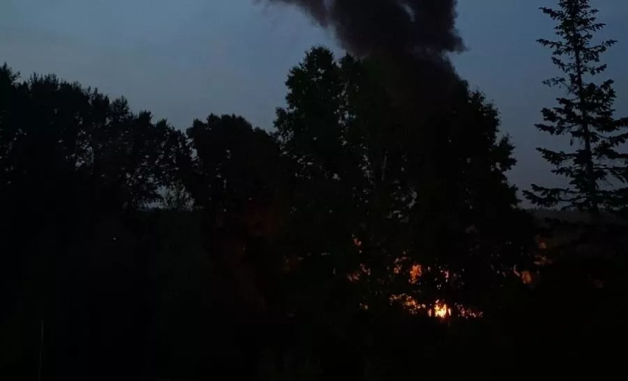 На дым от горящих покрышек в День молодежи пожаловались жители Новосибирска