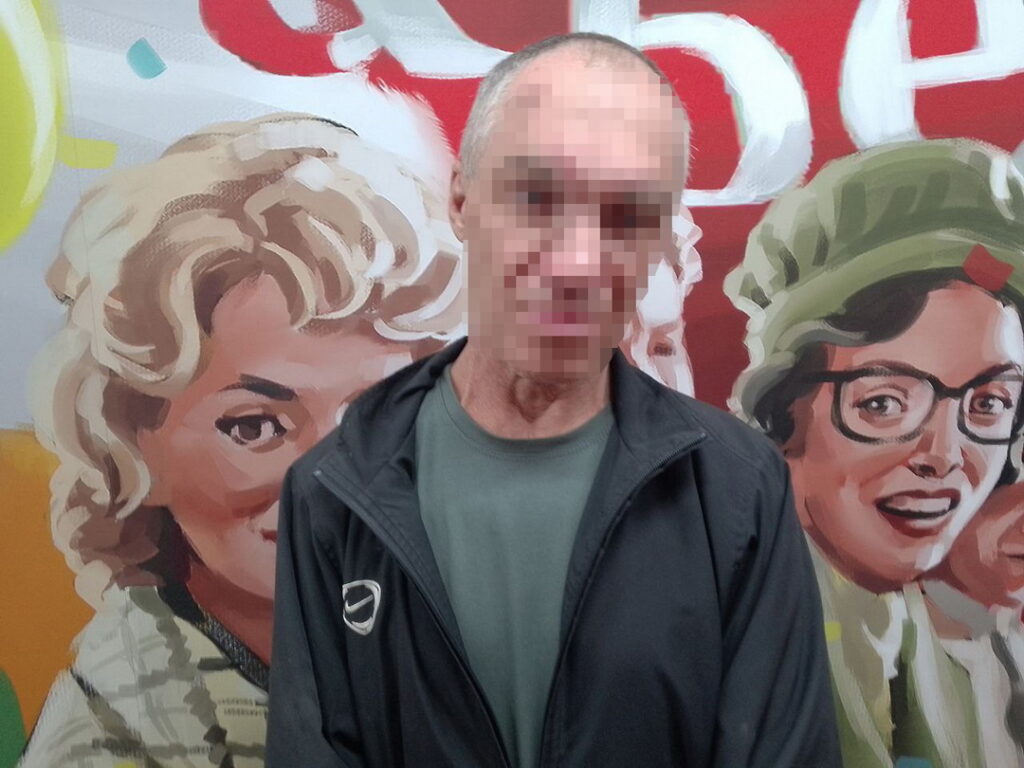 Новосибирский дворник ворует алкоголь из-за низкой зарплаты