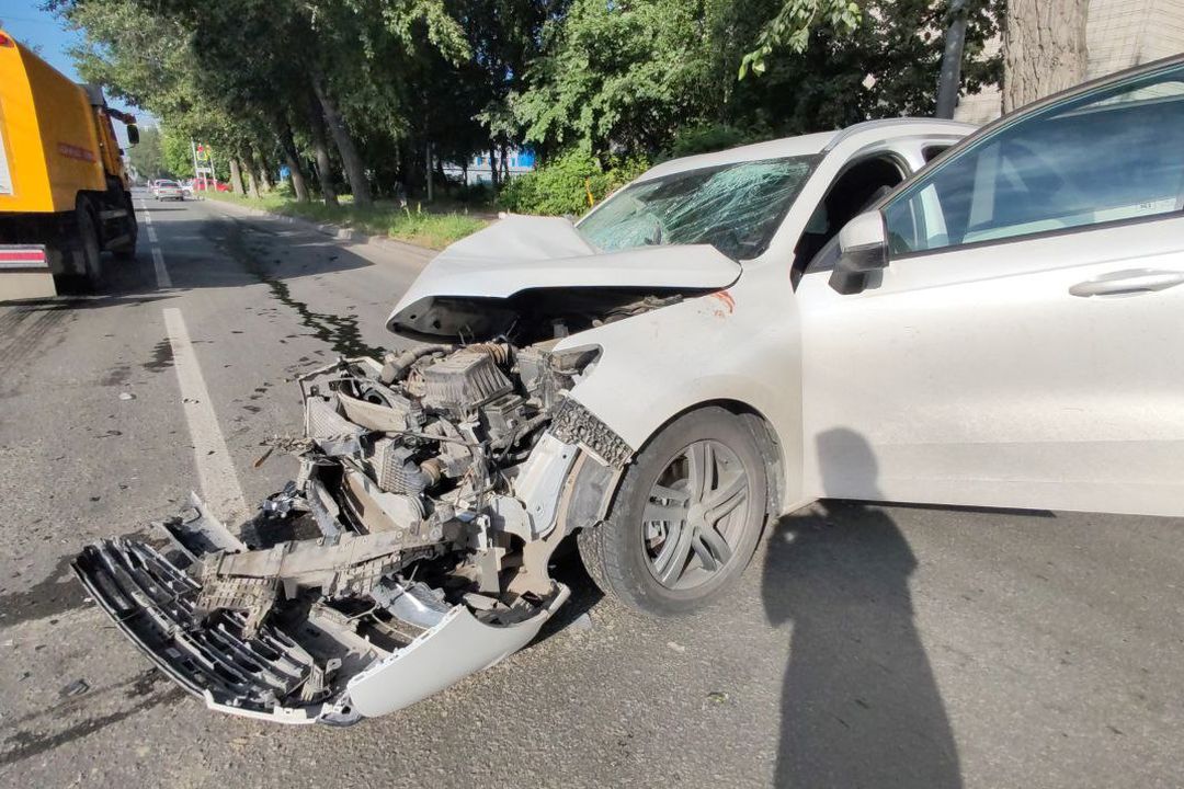 Женщина погибла в ДТП с пассажирским автобусом в Новосибирске