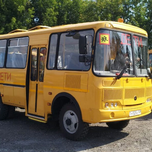 До конца года Новосибирская область получит 40 новых школьных автобусов