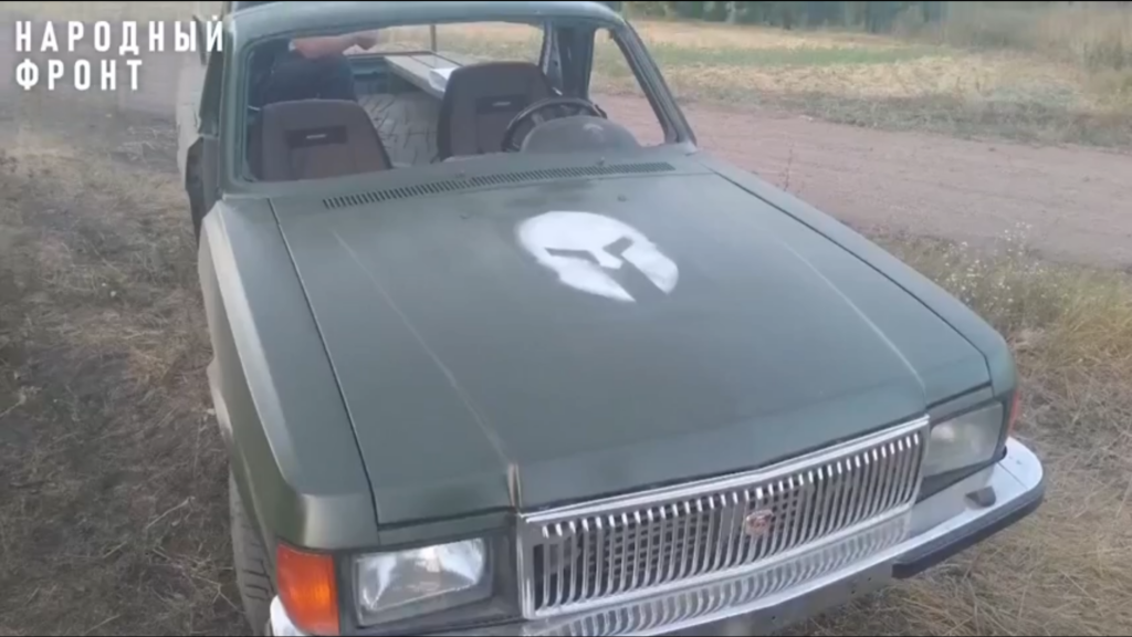 Модернизированную под фронт «Волгу» показали бойцы СВО жителям Новосибирска