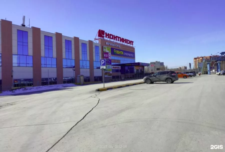 Из торгового центра «Континент» хотят выселить китайский рынок