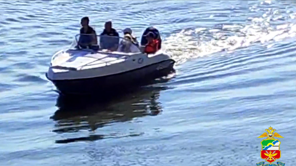 Полиция вывела на чистую воду нелегальный катер на Оби в Новосибирске