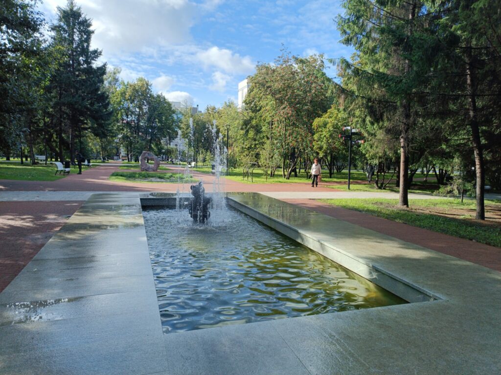 Показываем, как выглядит Первомайский сквер после реконструкции