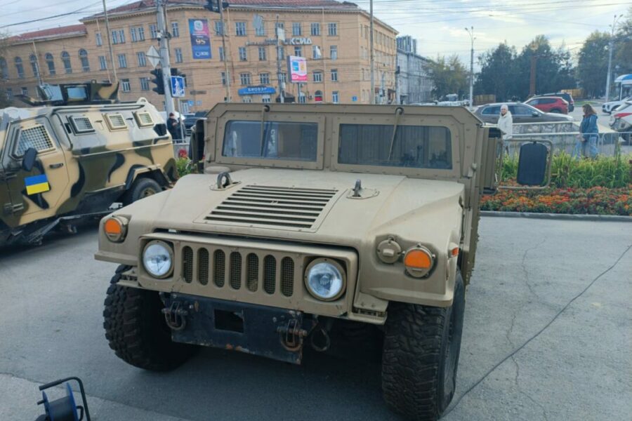 Более 170 тысяч зрителей посетили трофейную выставку техники в Новосибирске