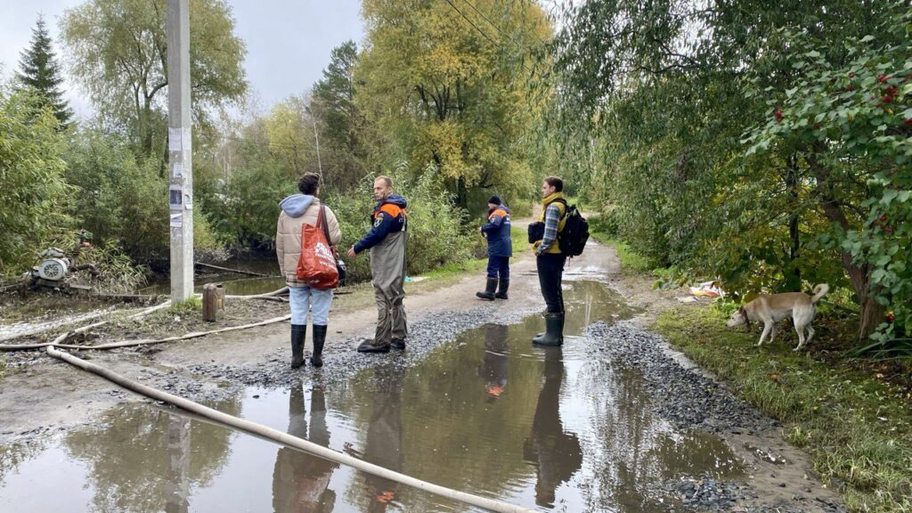 Глубина подтопления садовых участков в Новосибирске доходила до метра