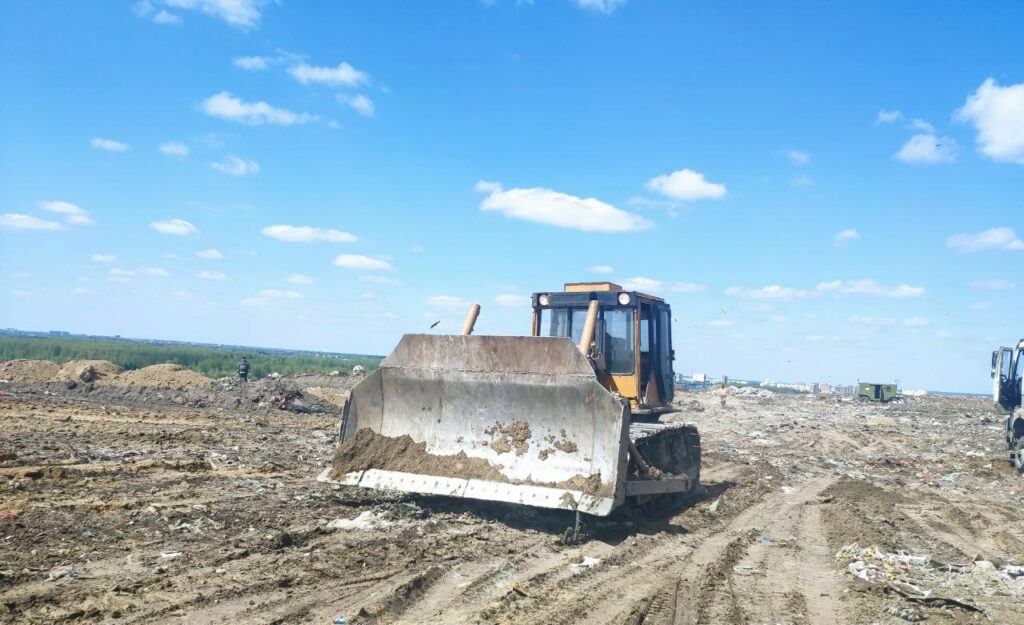 Подрядчик поставил «Спецавтохозяйству» контрафактную технику и восстановленные детали