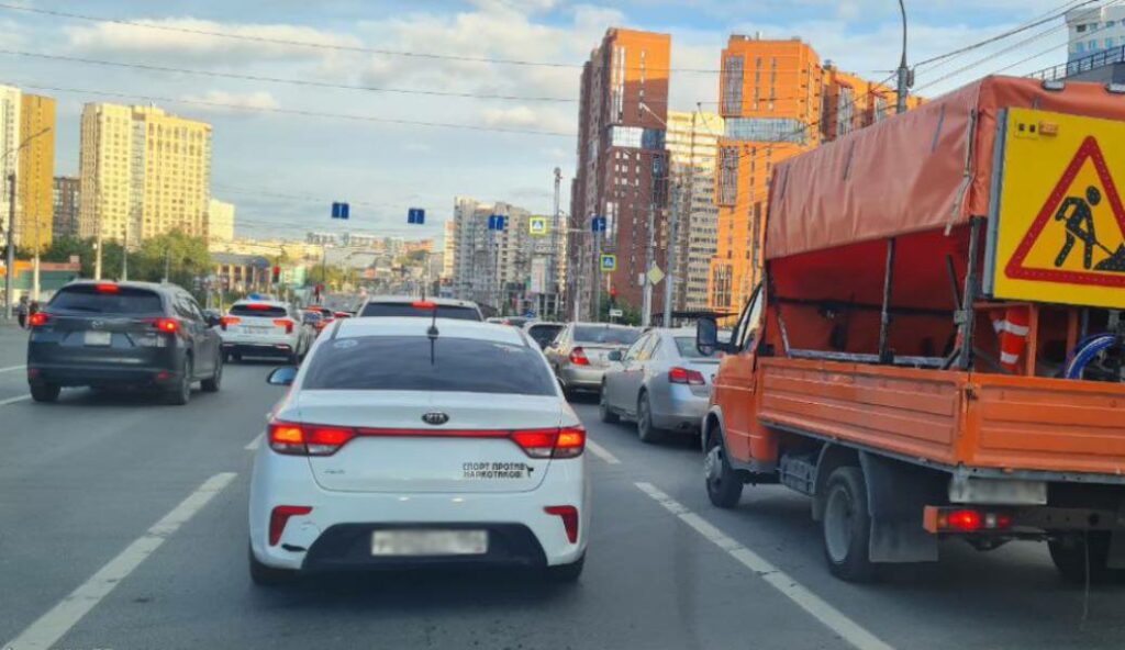 Транспортный налог в Новосибирске хотят привязать к стоимости бензина