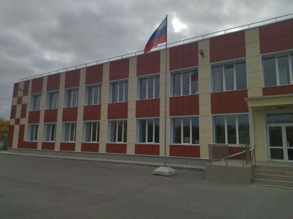 После визита прокурора ремонт в школе под Новосибирском завершили досрочно