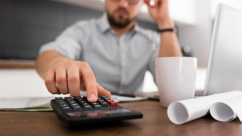 Налоговые каникулы для бизнеса продлевают до 2026 года в Новосибирской области