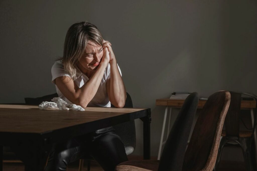 Число людей с психическими расстройствами выросло после пандемии