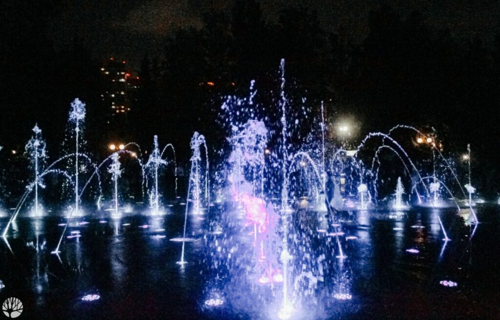 Сезон лазерных шоу в Центральном парке Новосибирска сегодня завершается