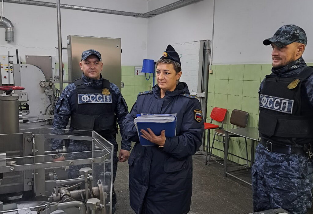 Арестовано оборудование фабрики по производству масла под Новосибирском