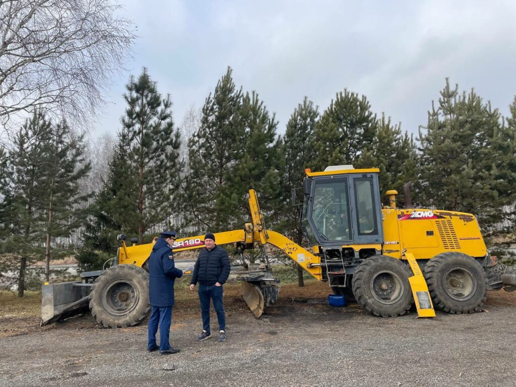 Дорожники и муниципалитеты Новосибирской области оказались не готовы к снегопаду