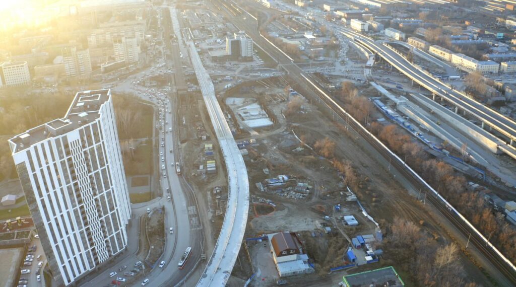 Группа «ВИС» отремонтировала дороги рядом с четвертым мостом