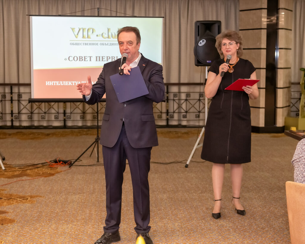 VIP-club Новосибирска: «Совет Первых» решает нестандартные задачи