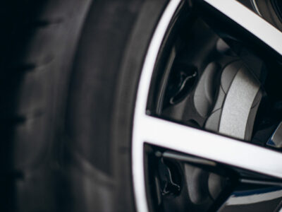 В 2025 году произойдет сокращение продаж легковых авто в России