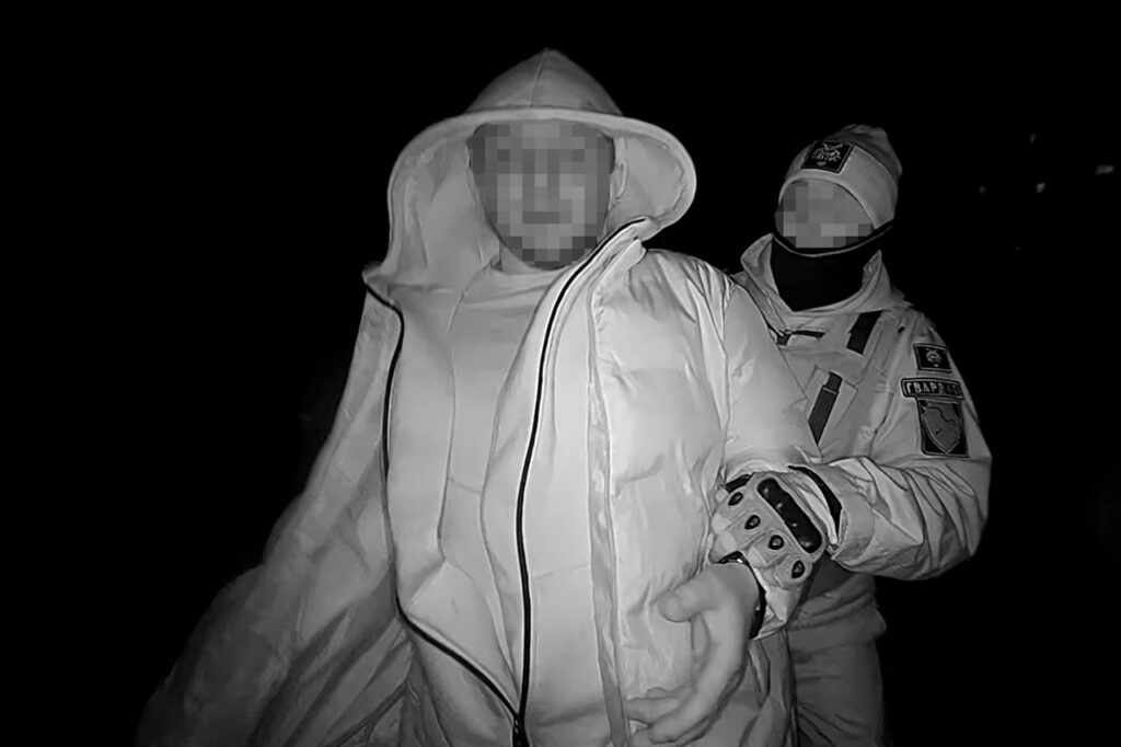 Неуловимый вор встал на колени после кражи в Новосибирске